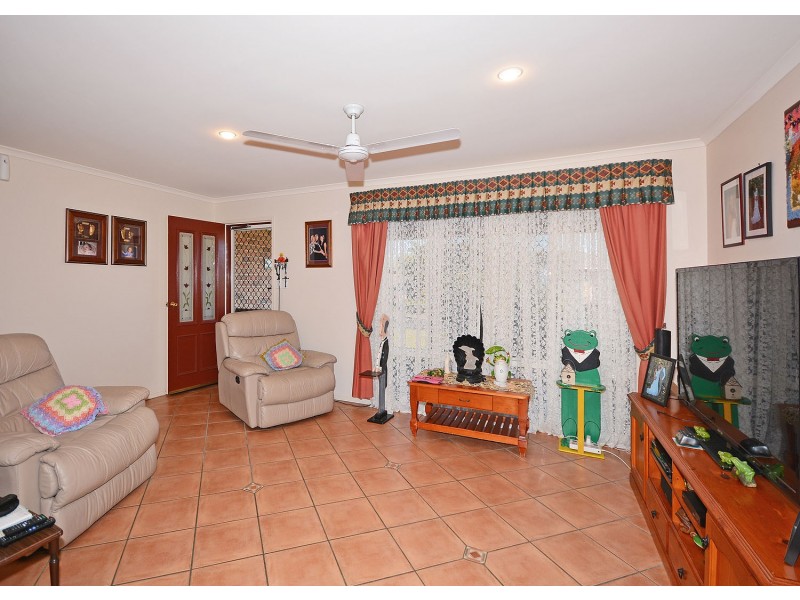 10 Ivybird Court, Torquay QLD 4655