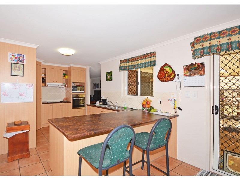 10 Ivybird Court, Torquay QLD 4655