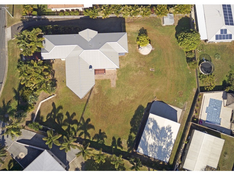 61 Jacobsen Outlook, Urraween QLD 4655