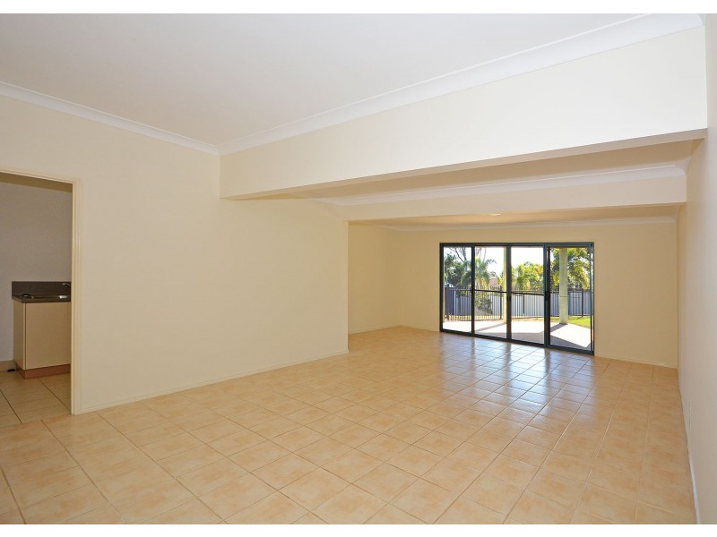 61 Jacobsen Outlook, Urraween QLD 4655