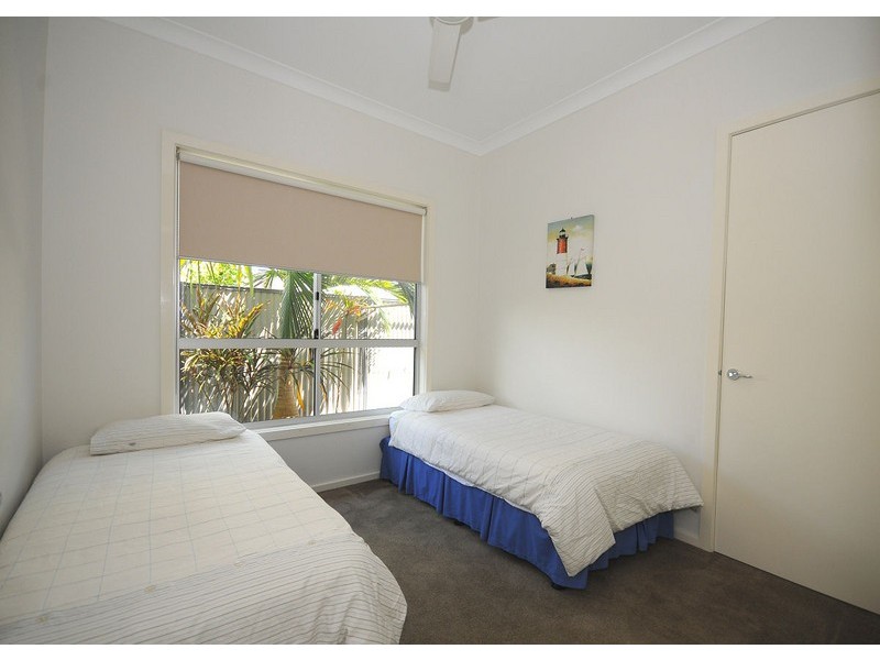 1/542 Esplanade, Urangan QLD 4655