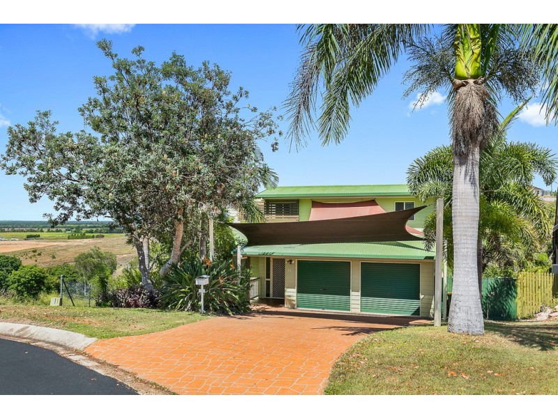 15 Awinya Court, Urraween QLD 4655