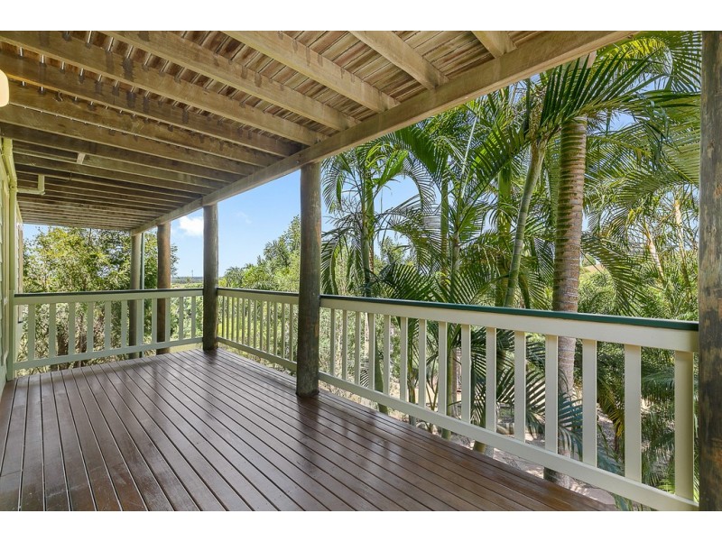 15 Awinya Court, Urraween QLD 4655