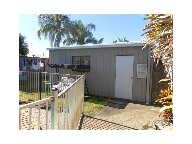 8 Melong Street, Scarness QLD 4655