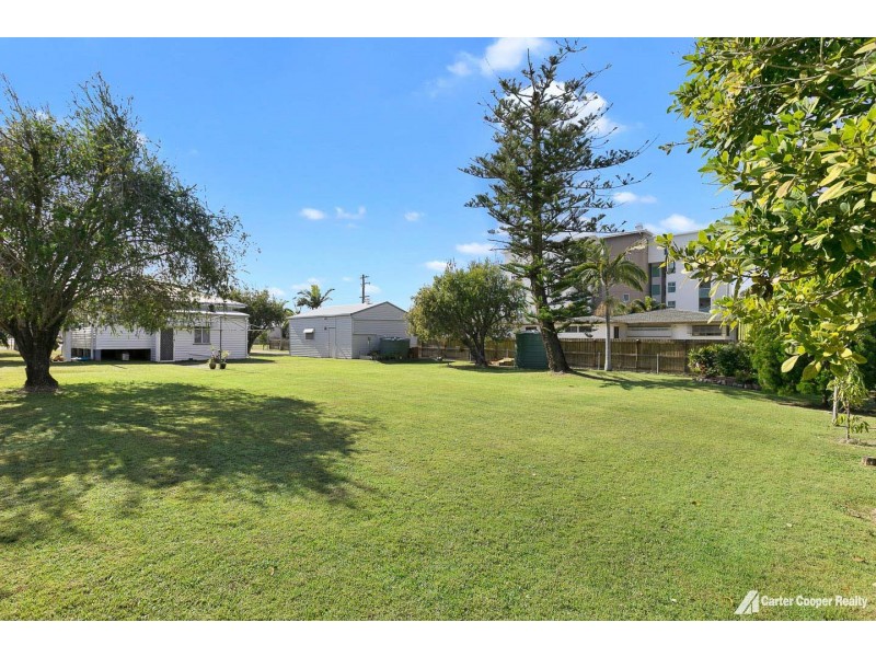 93 Miller Street, Urangan QLD 4655