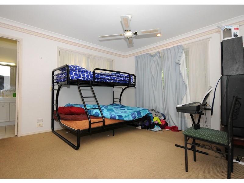 26 Eric Street, Torquay QLD 4655