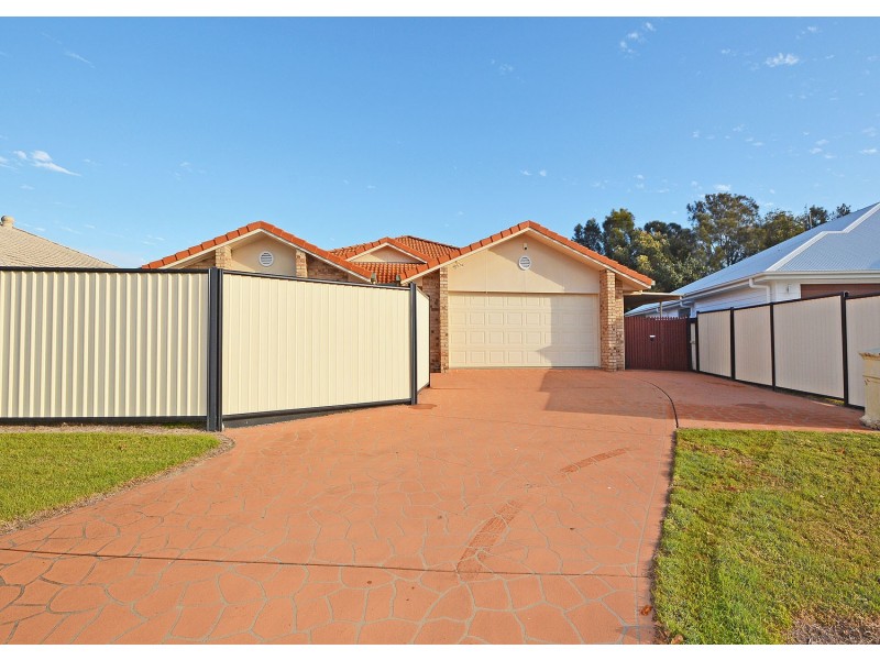 14 Turnbull Court, Urangan QLD 4655