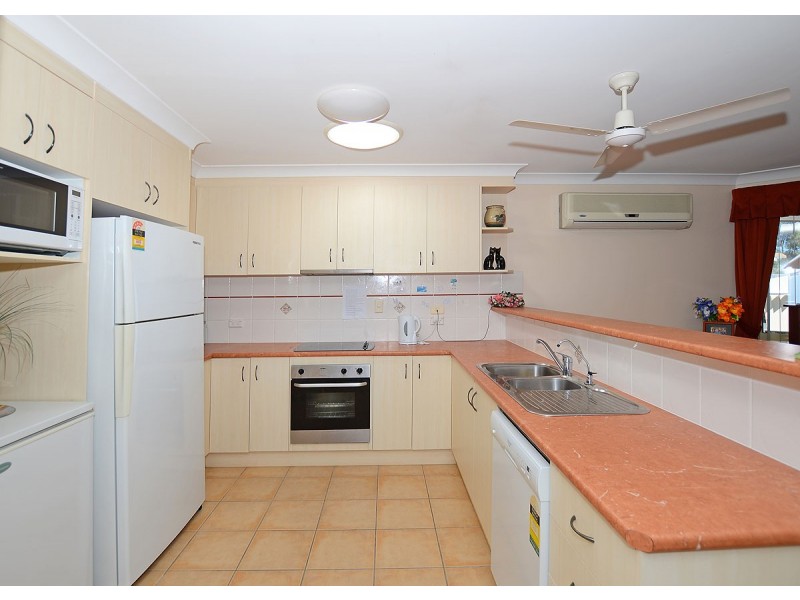 14 Turnbull Court, Urangan QLD 4655