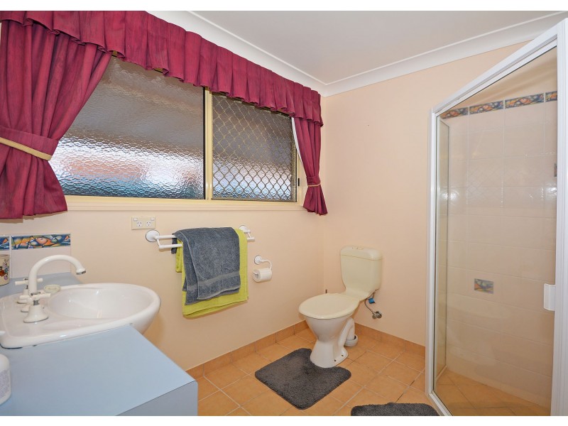 14 Turnbull Court, Urangan QLD 4655
