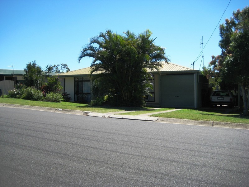 24 Waigani Avenue, Kawungan QLD 4655