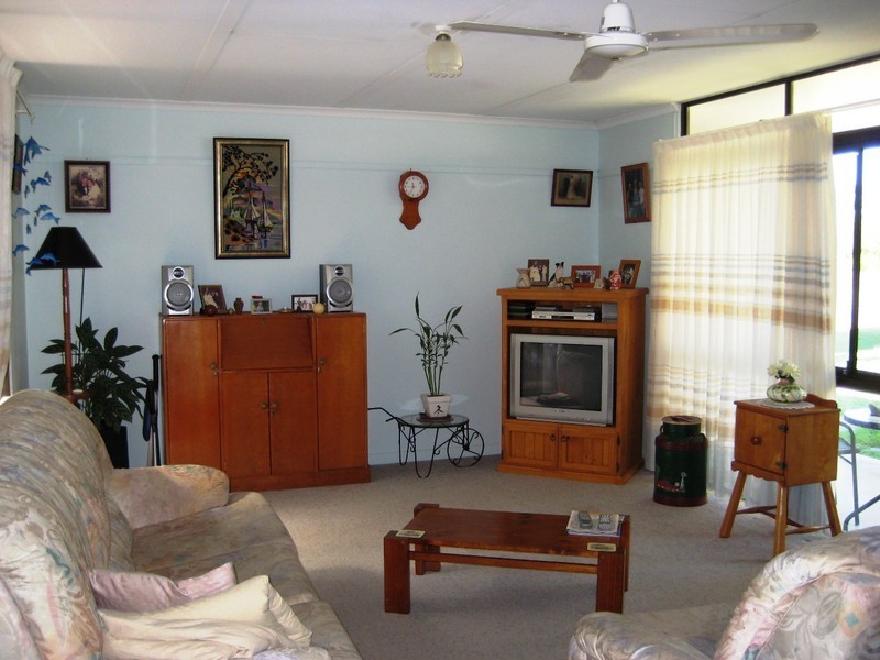 24 Waigani Avenue, Kawungan QLD 4655