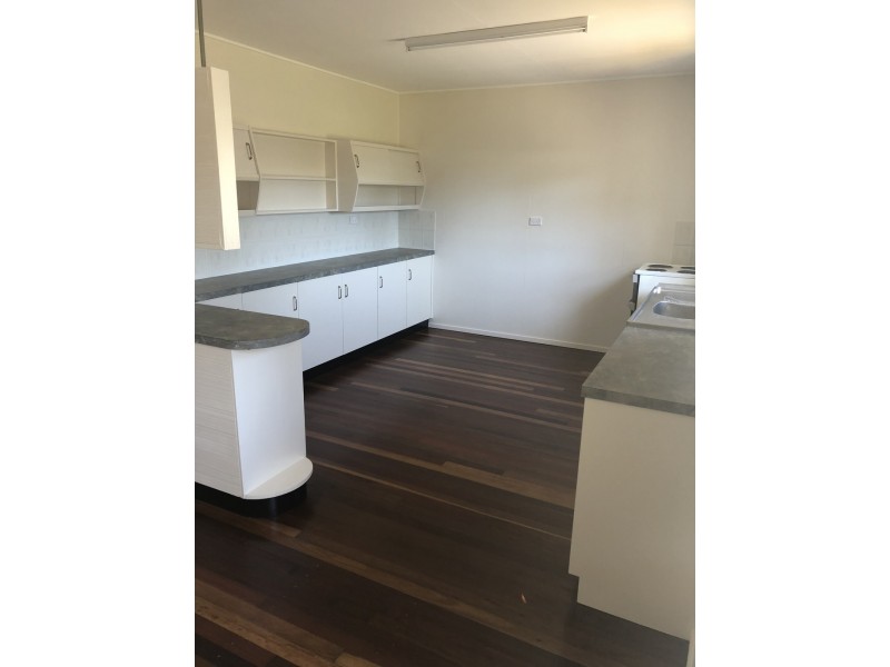 27 Newhaven Street, Pialba QLD 4655