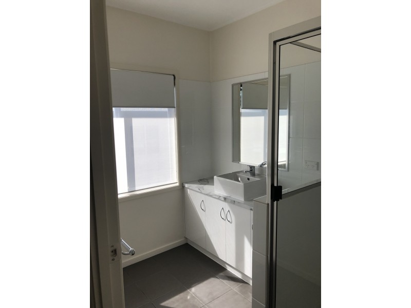 27 Newhaven Street, Pialba QLD 4655