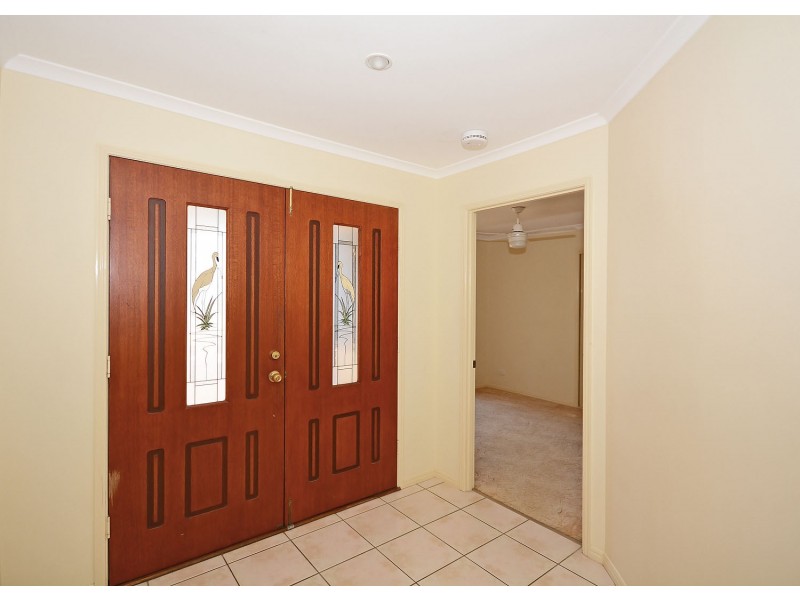 3 Oriole Court, Eli Waters QLD 4655