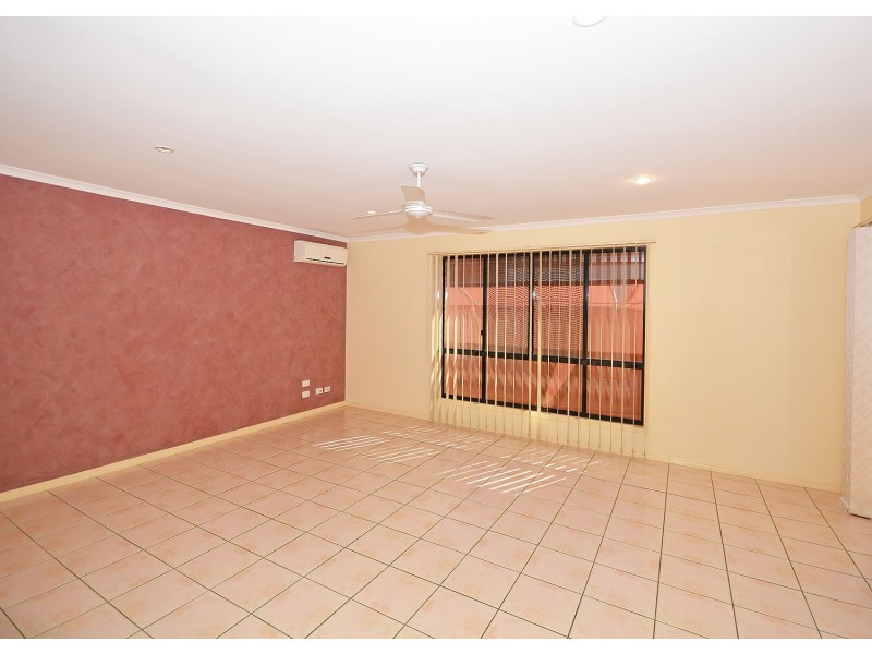 3 Oriole Court, Eli Waters QLD 4655
