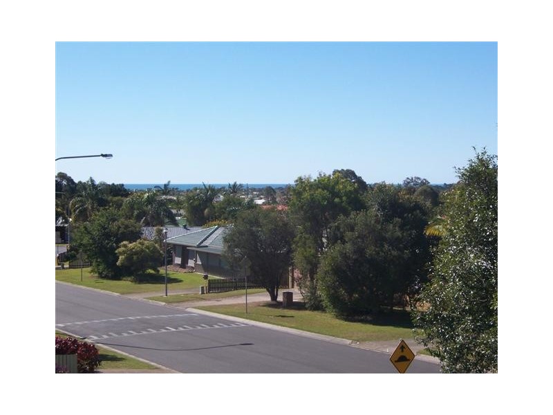 17 Rohan Way, Kawungan QLD 4655