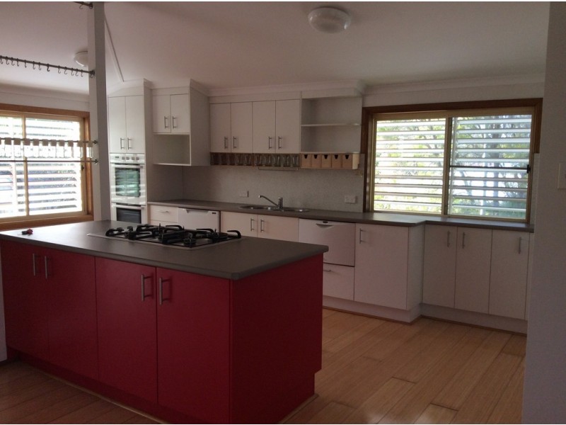 14 Layde Court, Urangan QLD 4655