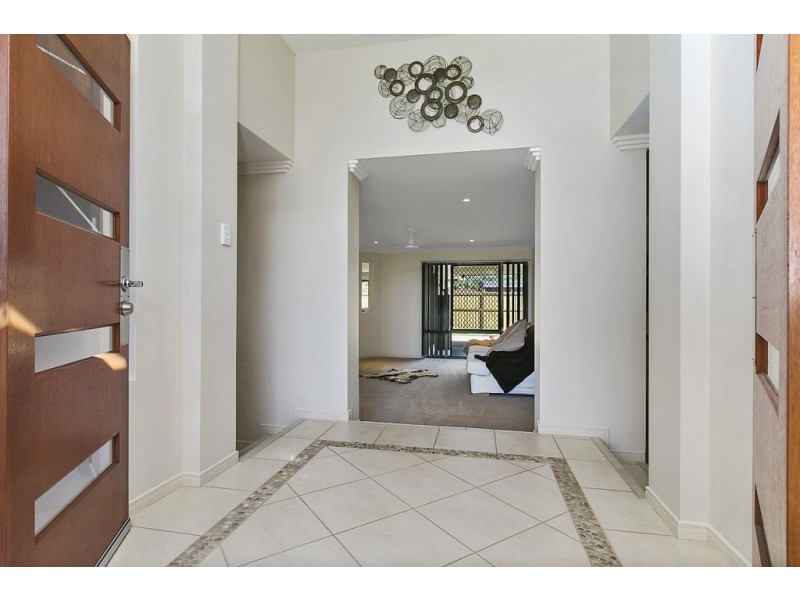 81 Washington drive, Wondunna QLD 4655