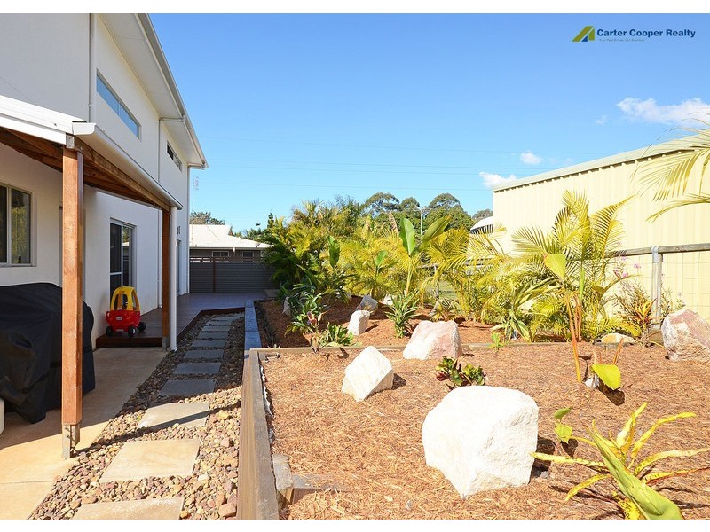 4 Johnston Boulevarde, Urraween QLD 4655