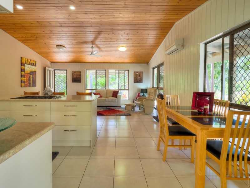 54 Dreamtime Avenue, Burrum Heads QLD 4659