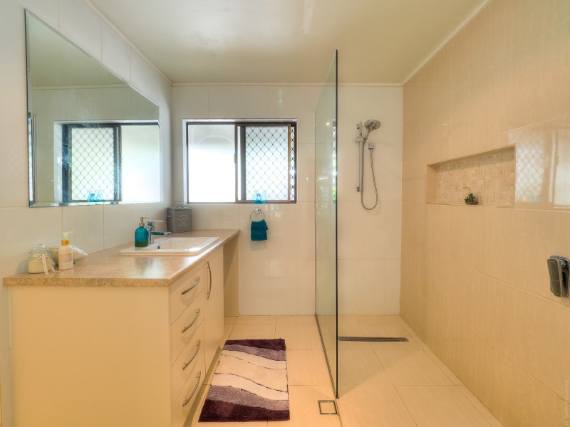 54 Dreamtime Avenue, Burrum Heads QLD 4659