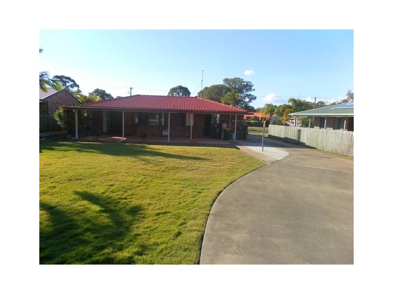 118 Hammond Street, Urangan QLD 4655