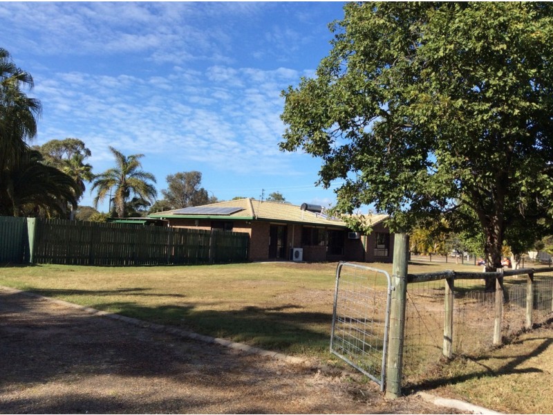 140 Garden Drive, Urangan QLD 4655