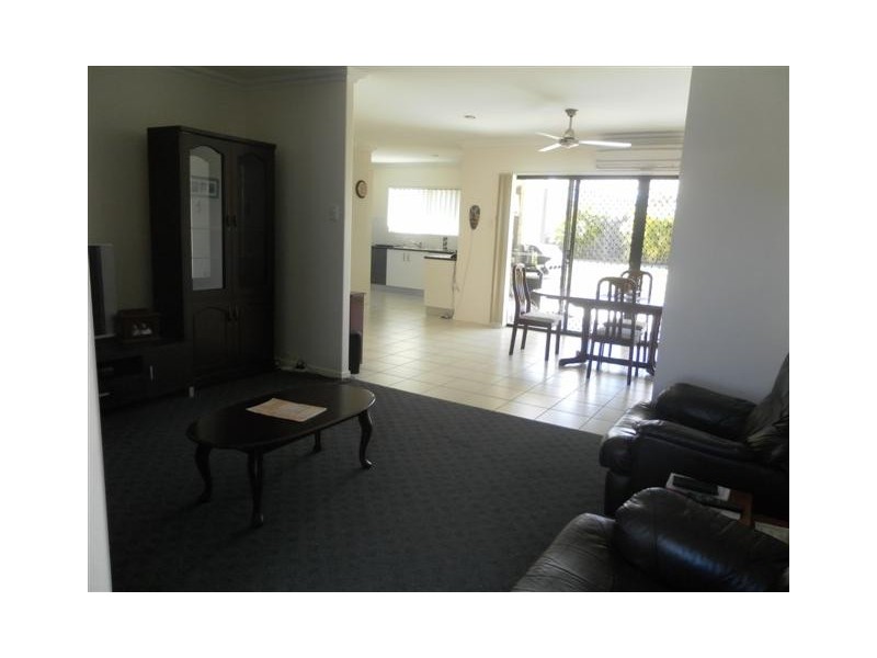 19 Gum Tree Drive, Urraween QLD 4655