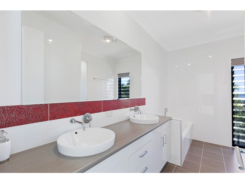 17-21 Tortworth Court, Dundowran QLD 4655