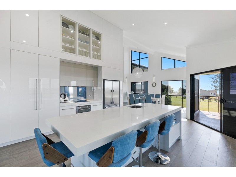 17-21 Tortworth Court, Dundowran QLD 4655