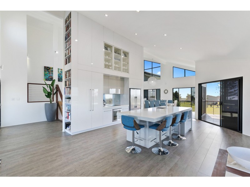 17-21 Tortworth Court, Dundowran QLD 4655