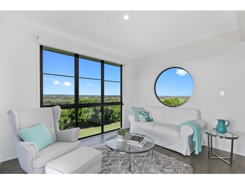 17-21 Tortworth Court, Dundowran QLD 4655