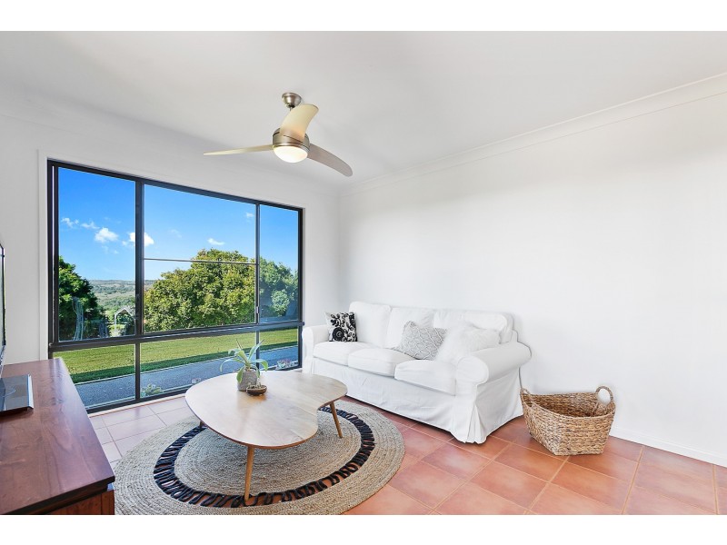 17-21 Tortworth Court, Dundowran QLD 4655