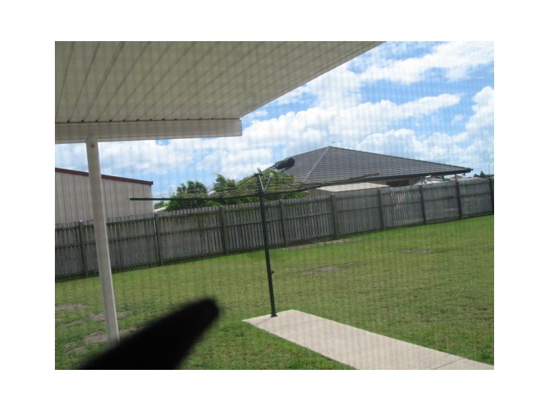 4 Sirius Court, Eli Waters QLD 4655