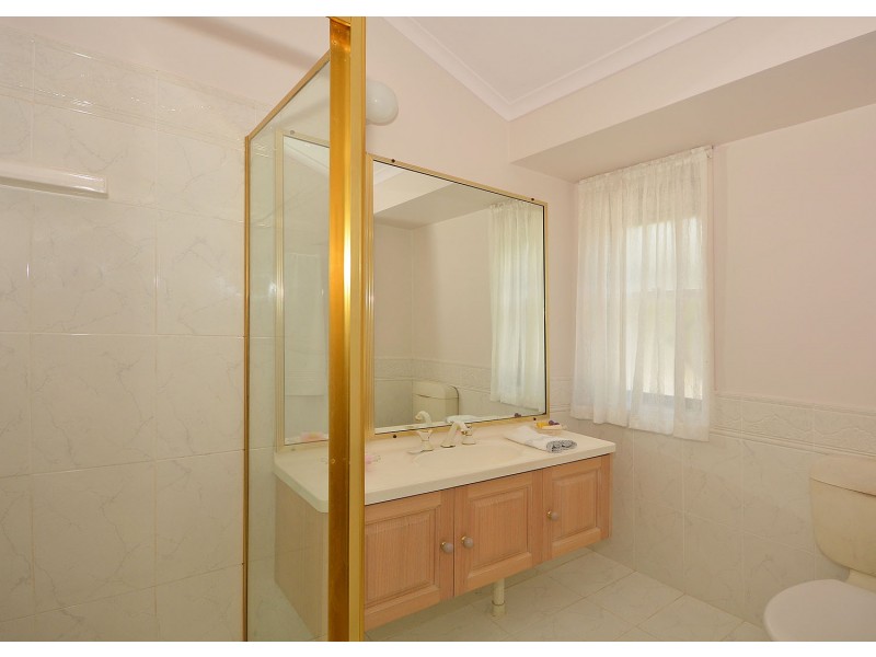 8 Tudor Avenue, Urraween QLD 4655