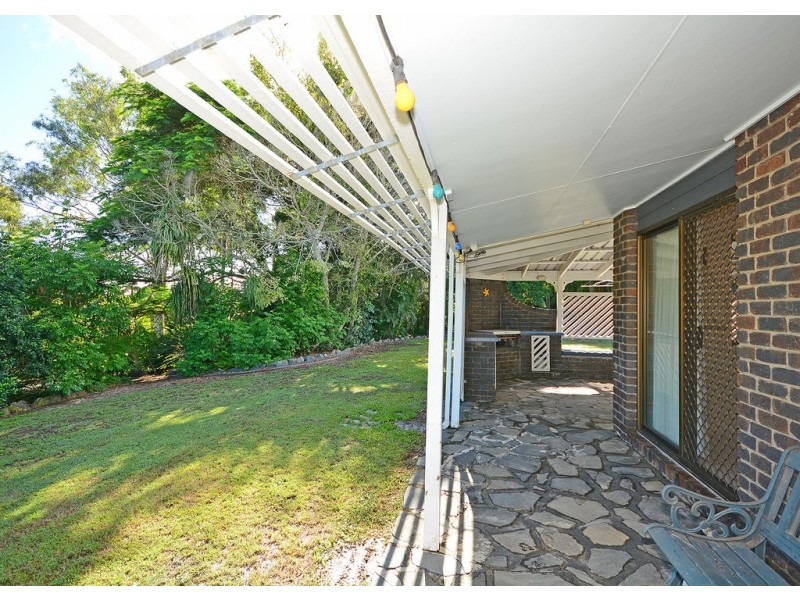 8 Tudor Avenue, Urraween QLD 4655