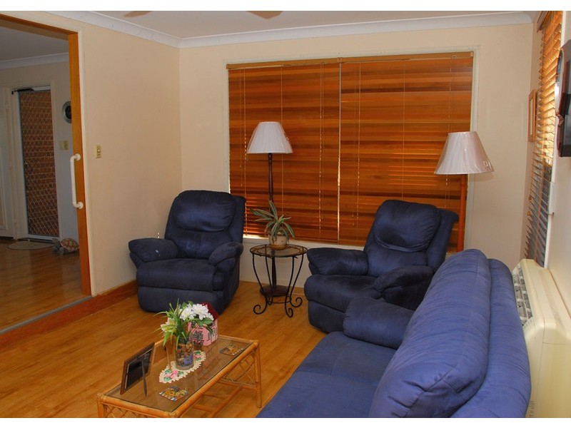 1 Honeysuckle Av, Kawungan QLD 4655