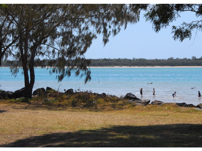 44 The Esplanade, Burrum Heads QLD 4659