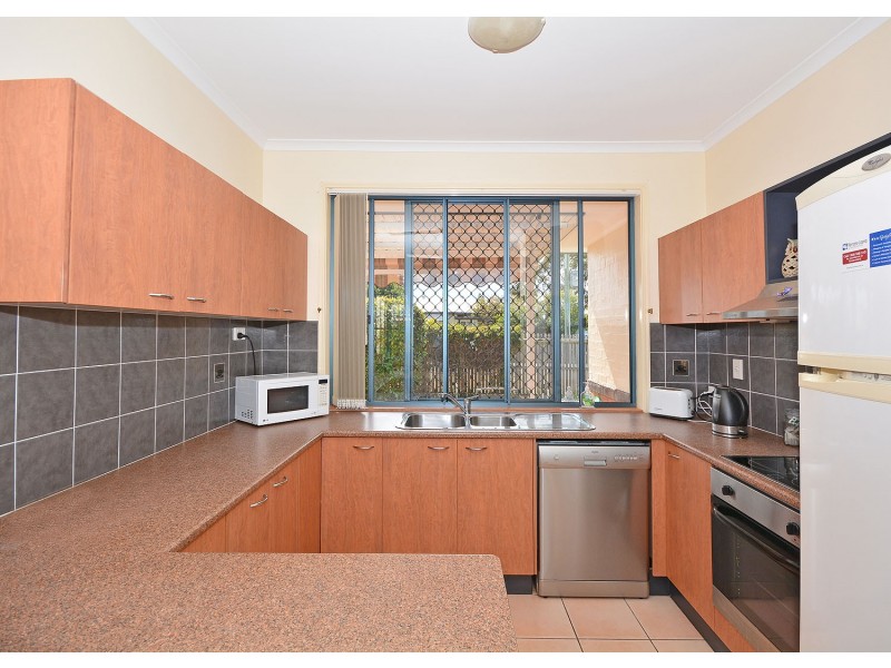 72/34 Elizabeth Street, Urangan QLD 4655