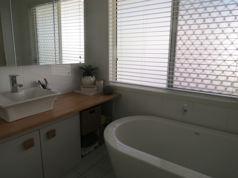 275 Oregan Creek Road, Toogoom QLD 4655