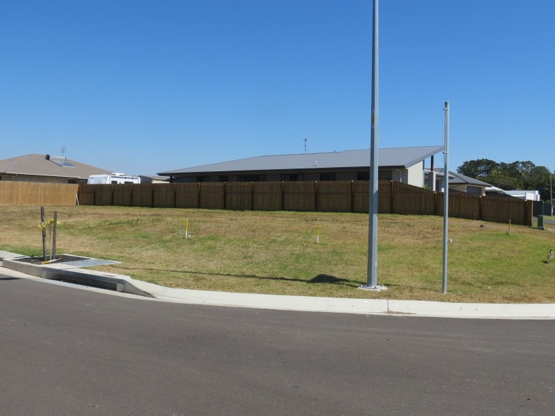 167 Truro Street, Urangan QLD 4655