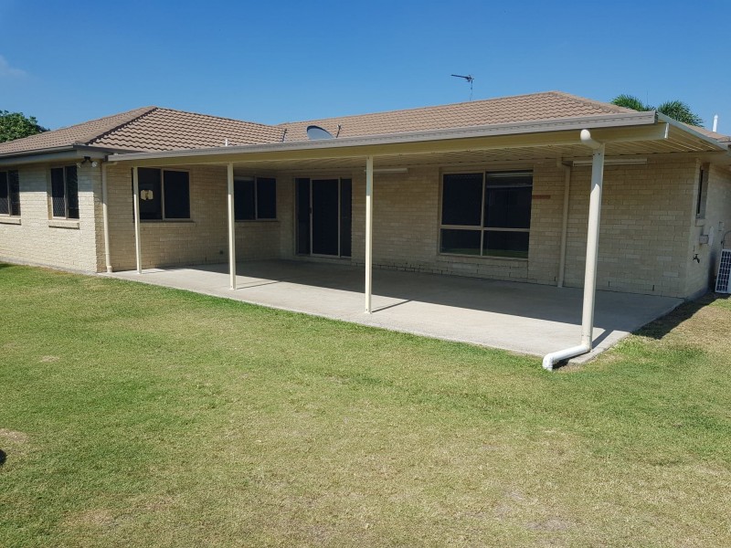 6 Yarrilee Circuit, Dundowran QLD 4655