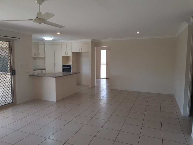 6 Yarrilee Circuit, Dundowran QLD 4655