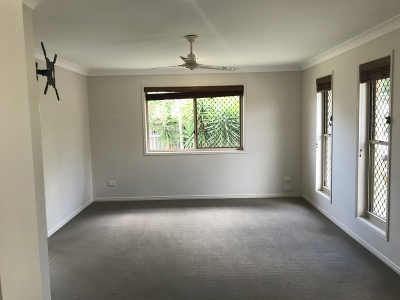 6 Yarrilee Circuit, Dundowran QLD 4655