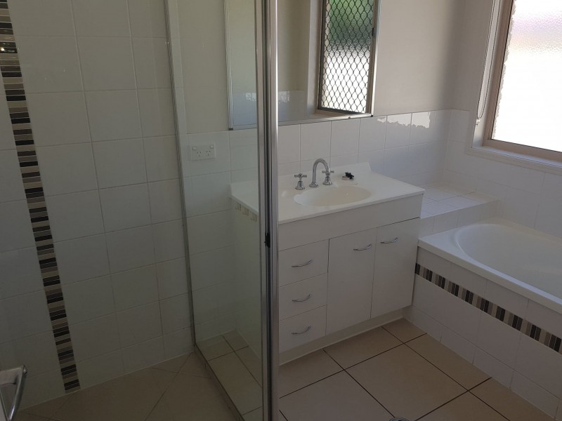 6 Yarrilee Circuit, Dundowran QLD 4655