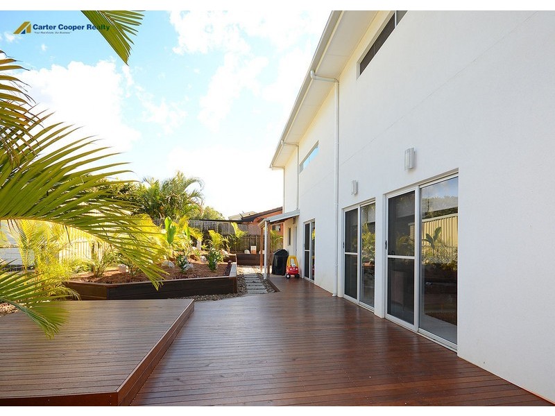 4 Johnston Boulevarde, Urraween QLD 4655