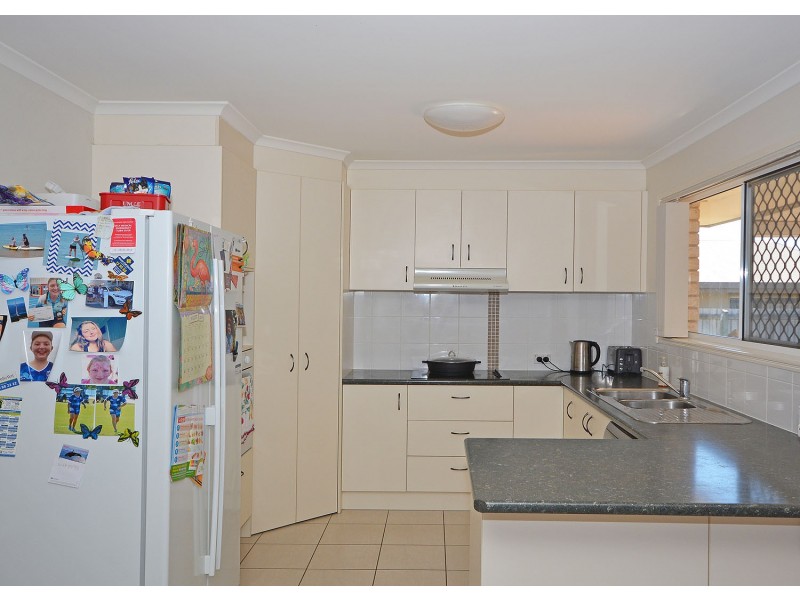 25 Picadilly Circuit, Urraween QLD 4655