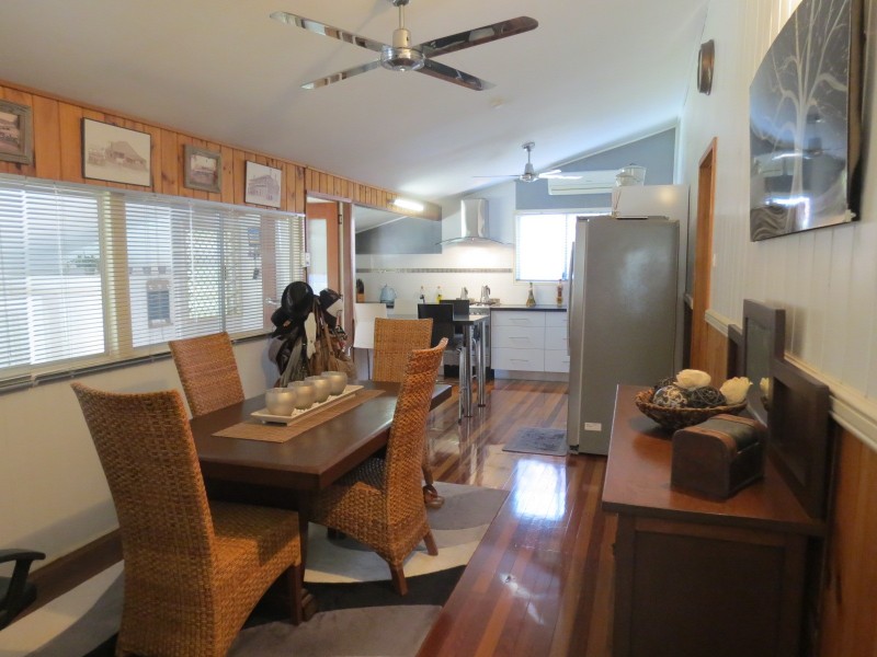 56 Shell Street, Urangan QLD 4655