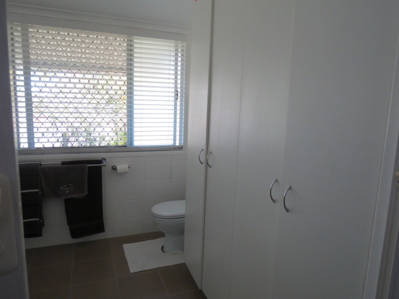 56 Shell Street, Urangan QLD 4655