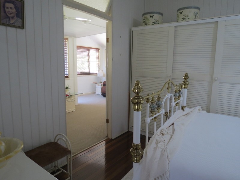 56 Shell Street, Urangan QLD 4655